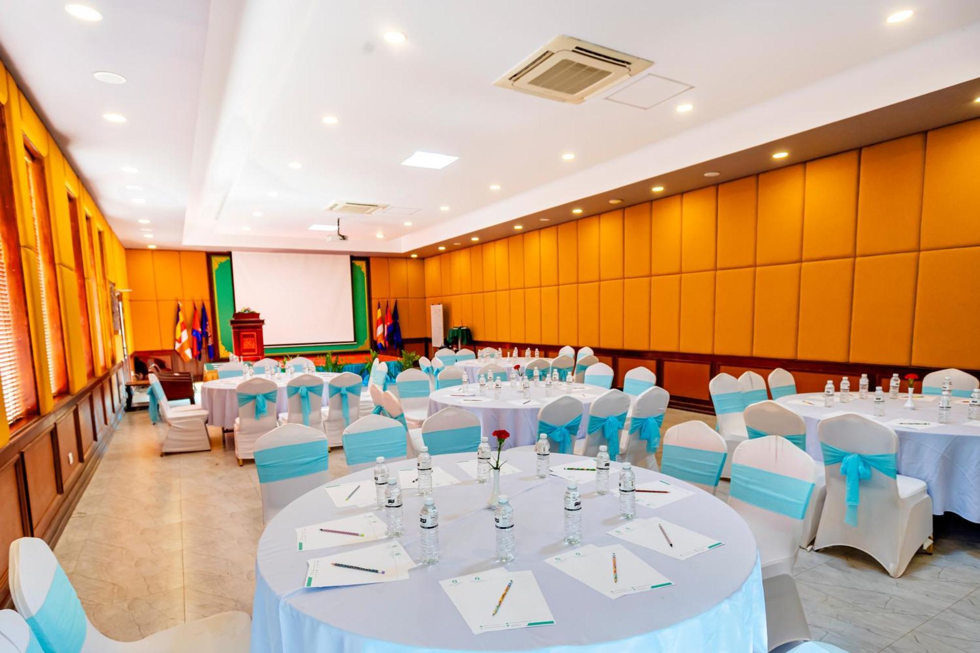 Amazon Hotel Siem Reap