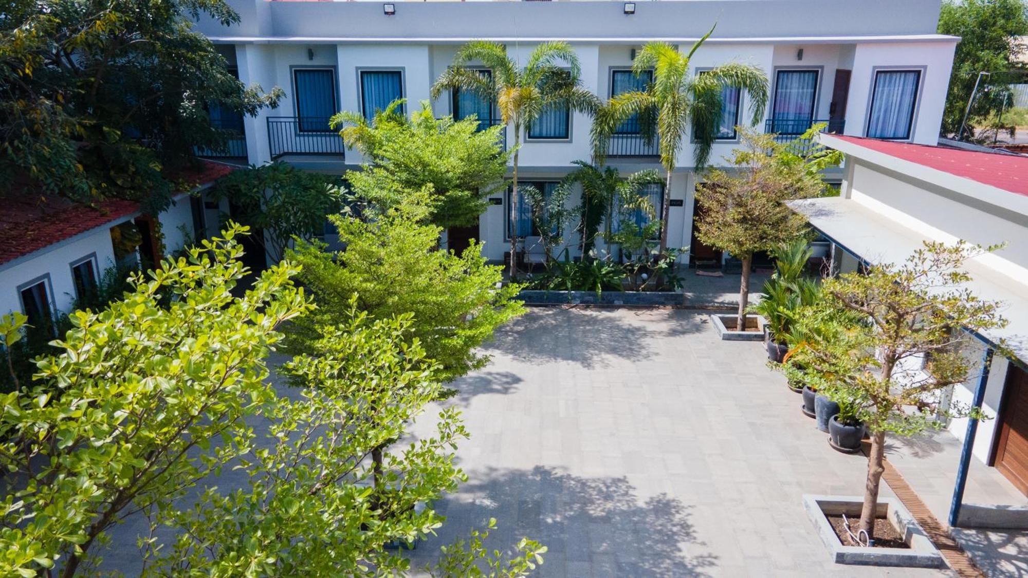 Amazon Hotel 4*