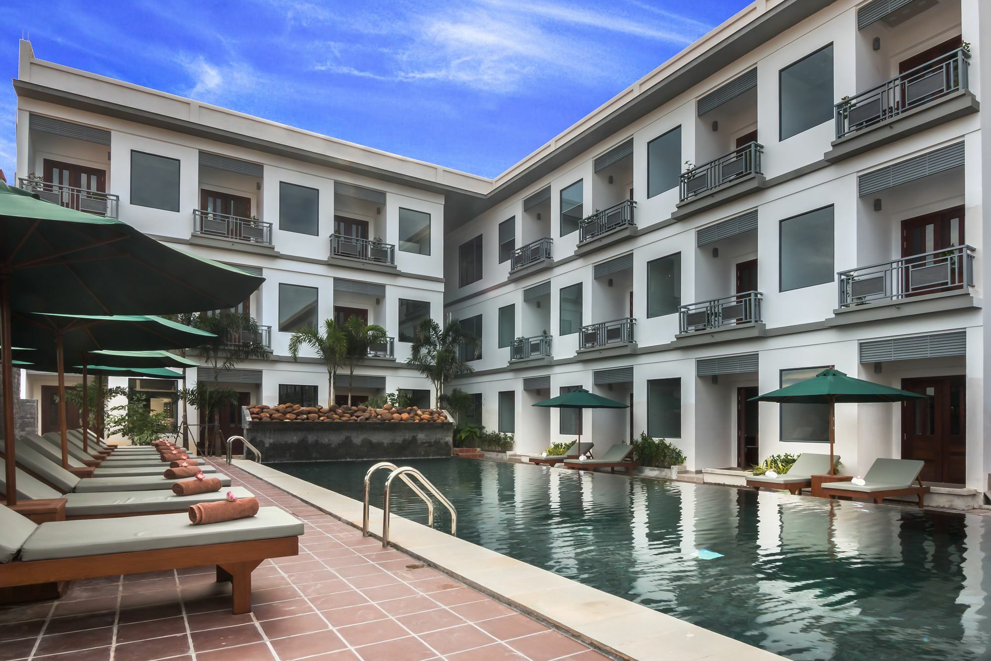 Amazon Hotel Siem Reap