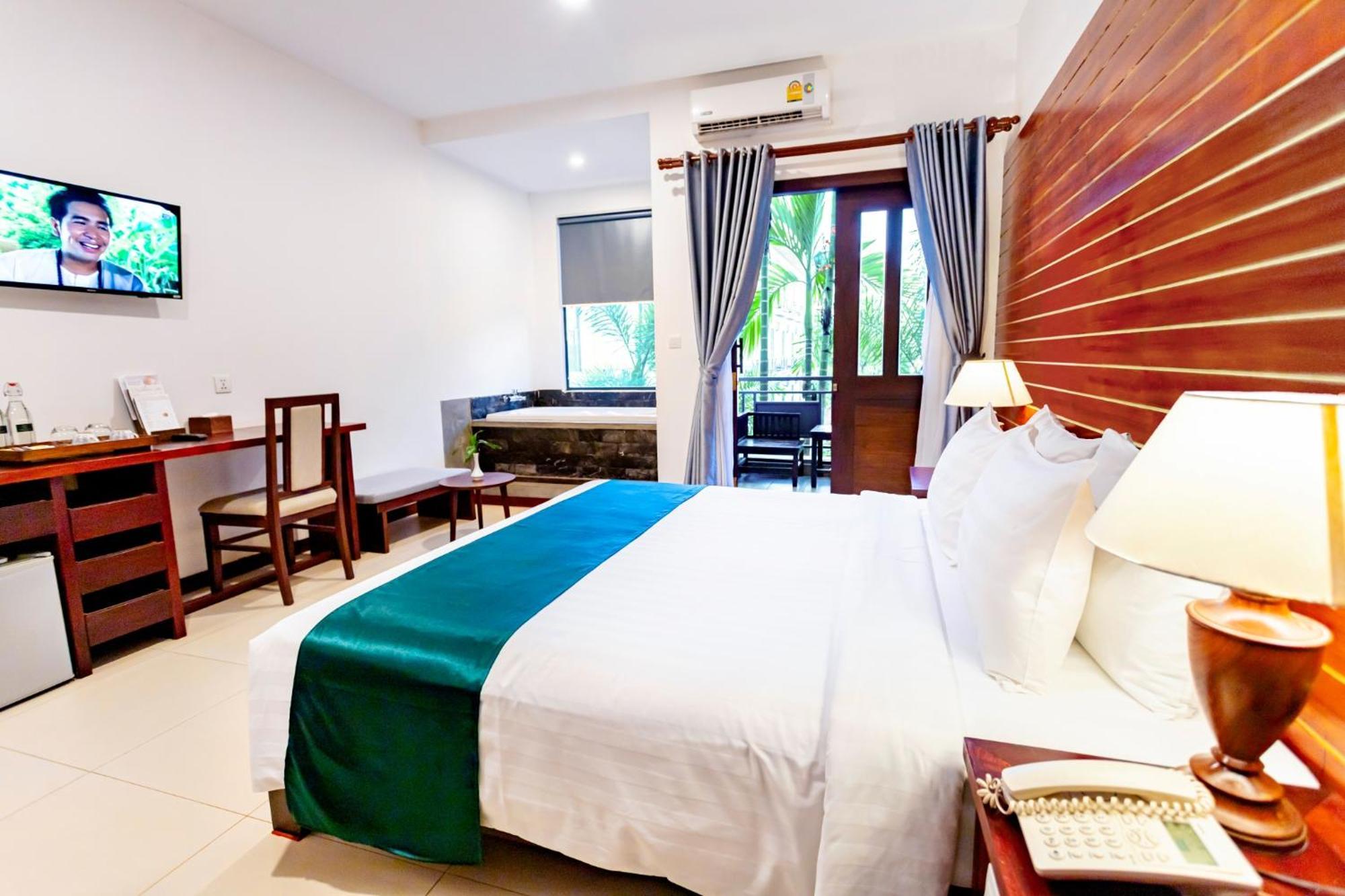 Amazon Siem Reap
